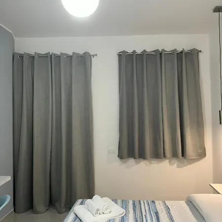 1 Terranova Guest house